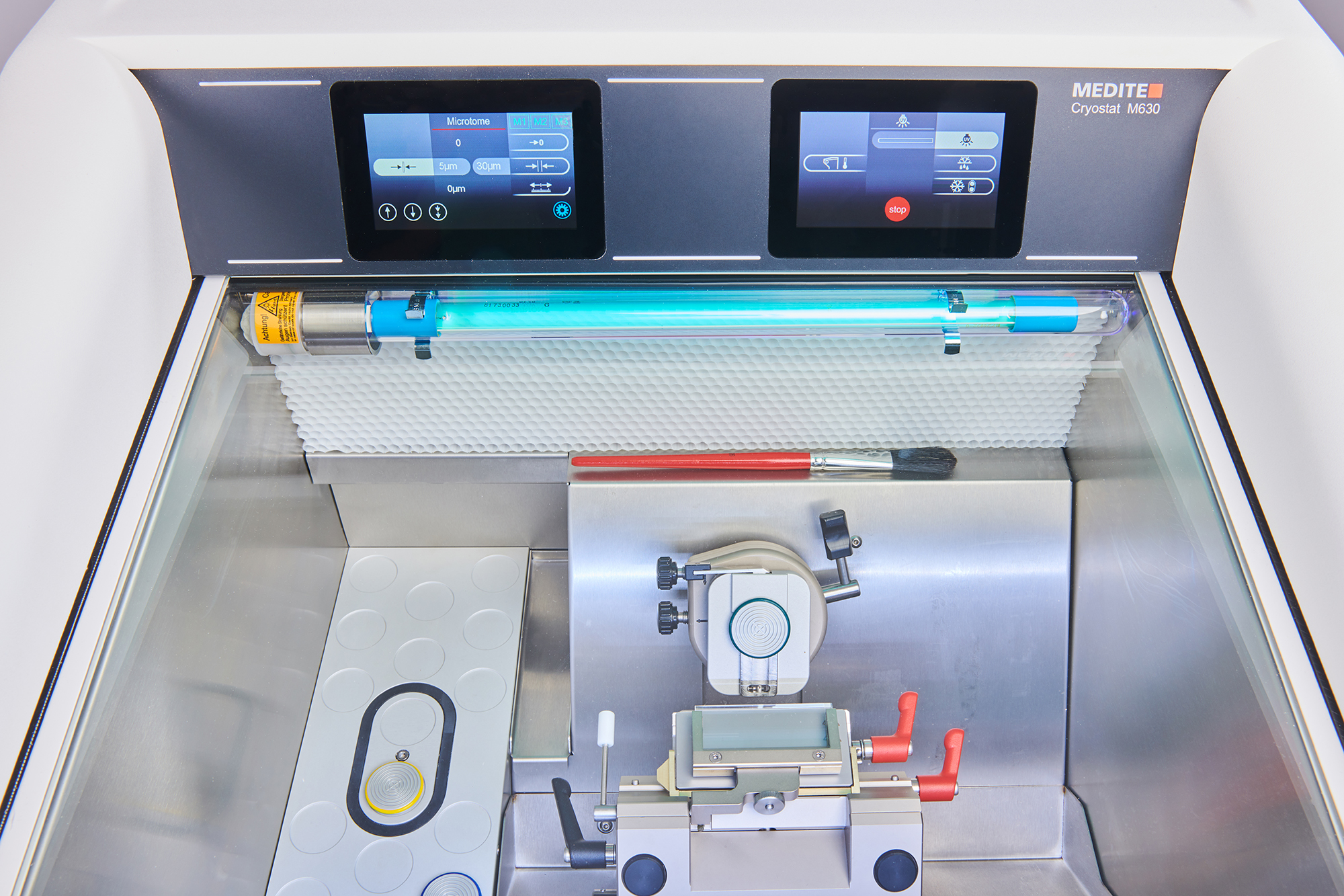 SEMI-AUTOMATISK GULVSTÅENDE KRYOSTAT M630